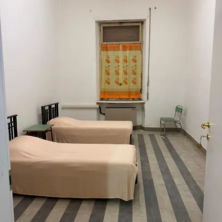 Fondazione Cardarelli Vandrerhjem *